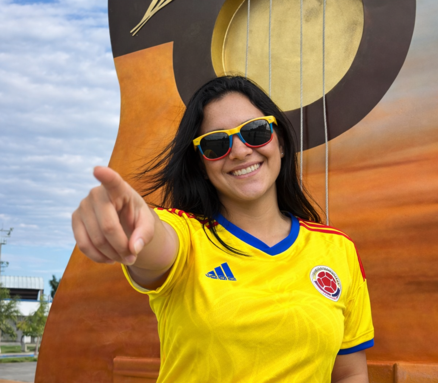 GAFAS TRICOLOR FAN EDITION — IDEAL PARA REVENTA Y EVENTOS